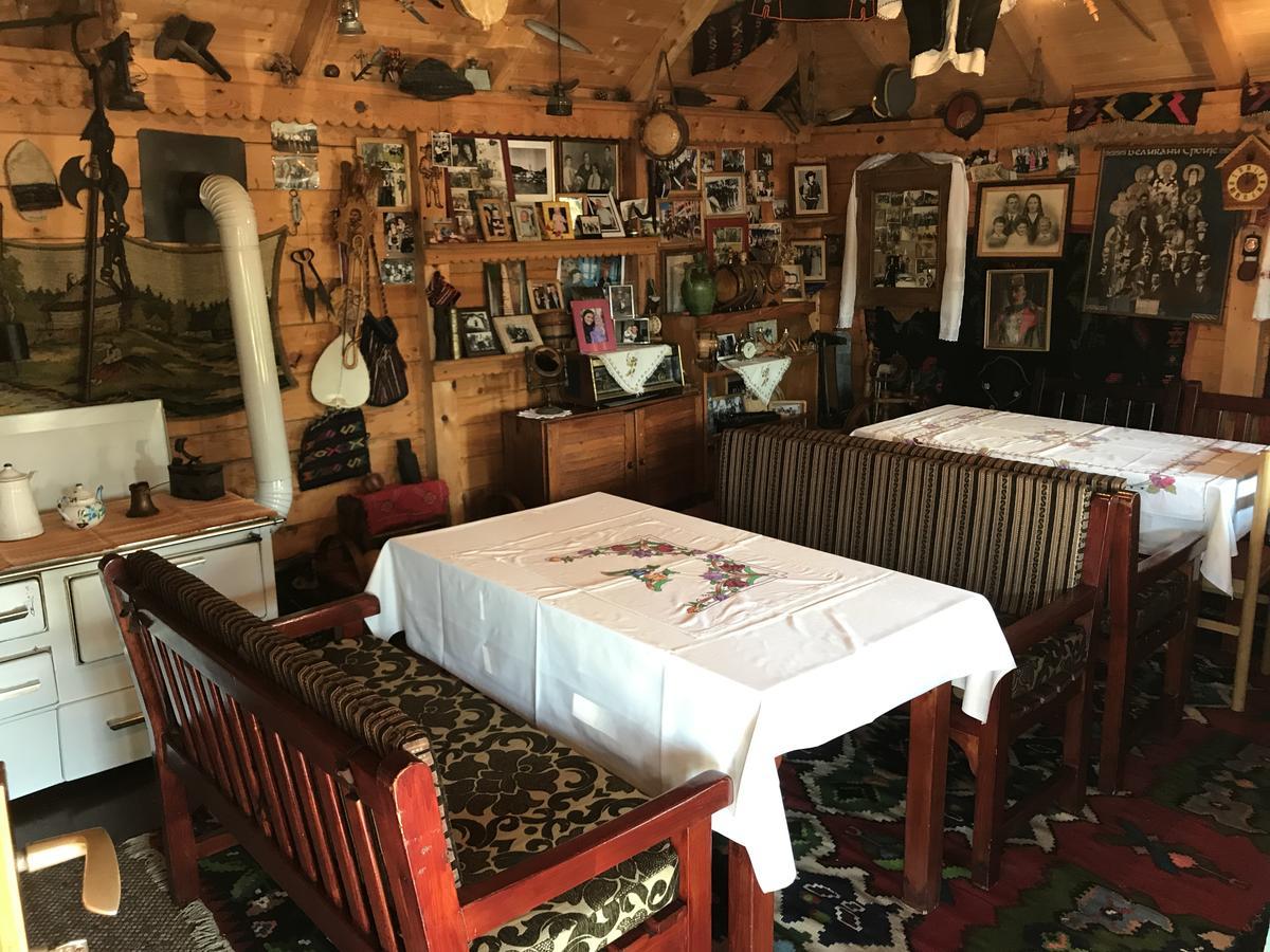 Hotel Dva Goluba Pale Luaran gambar